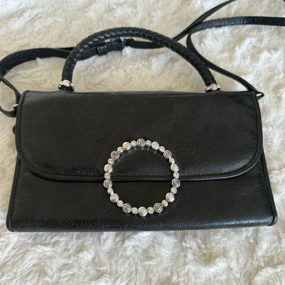 EUC Brighton Black Leather Trifold Wallet Crossbody Bag